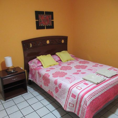 Kurmi Hostel Lima Airport Esterno foto