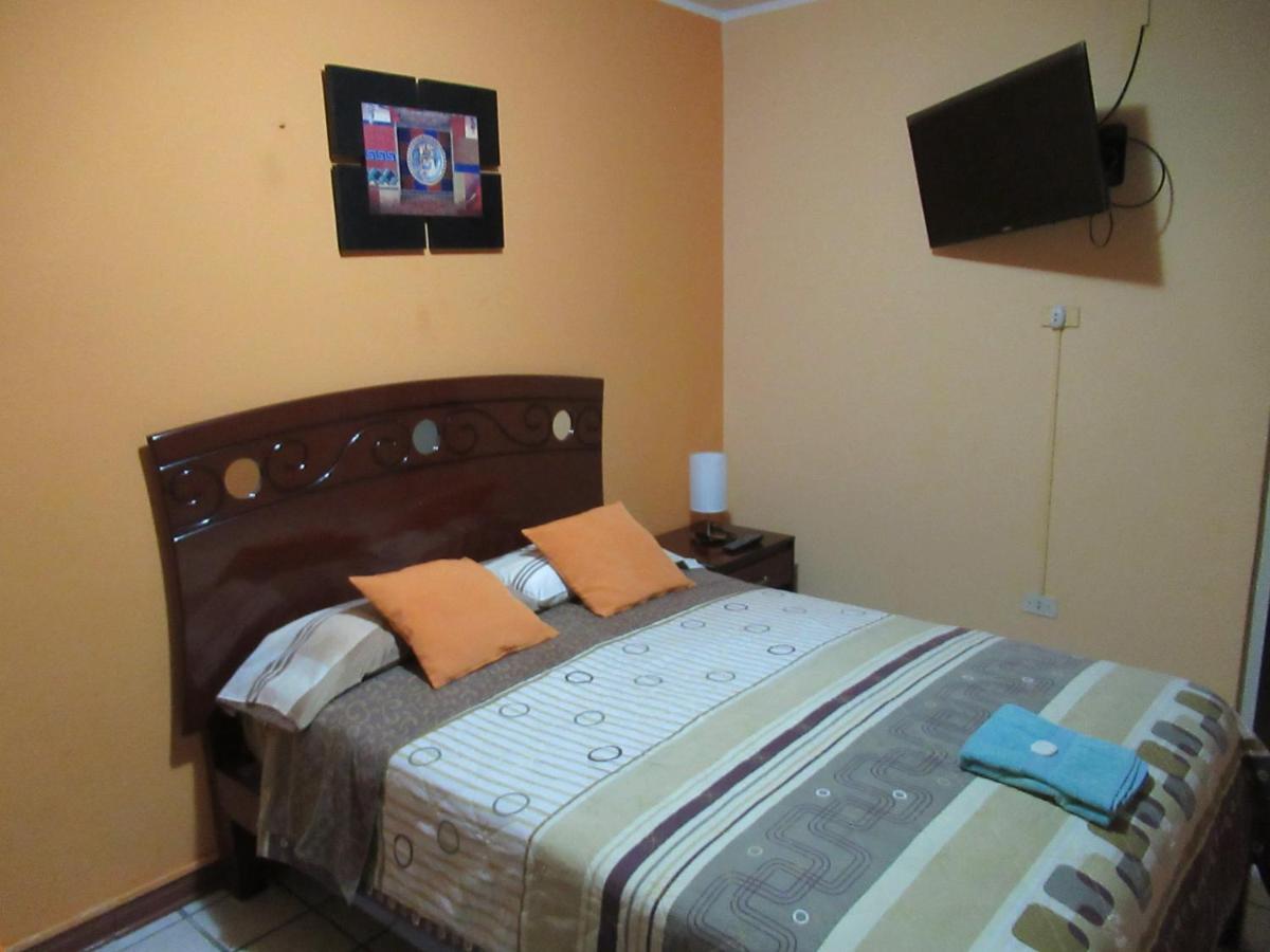 Kurmi Hostel Lima Airport Esterno foto