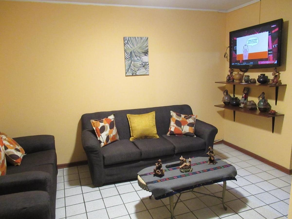 Kurmi Hostel Lima Airport Esterno foto