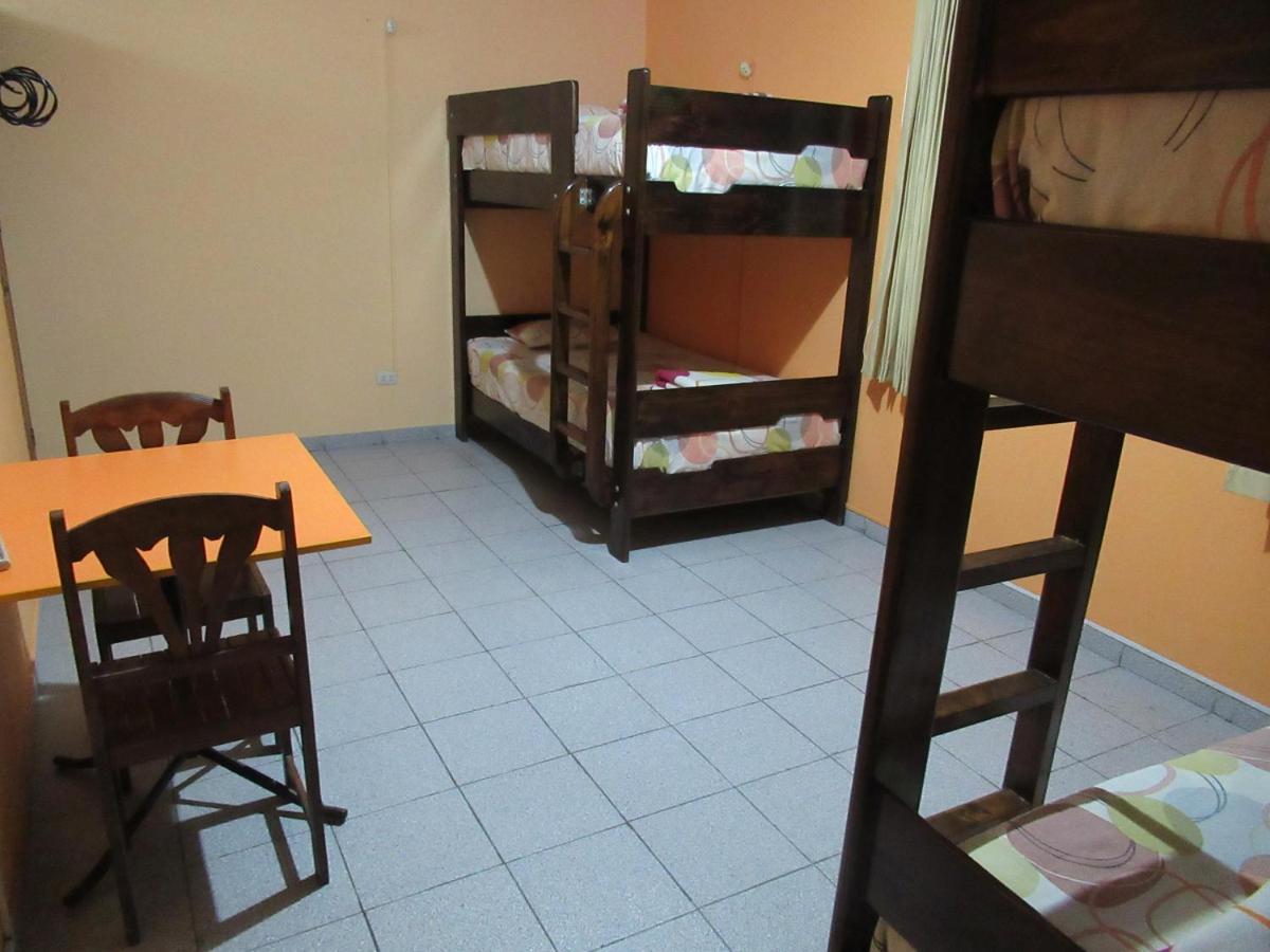 Kurmi Hostel Lima Airport Esterno foto