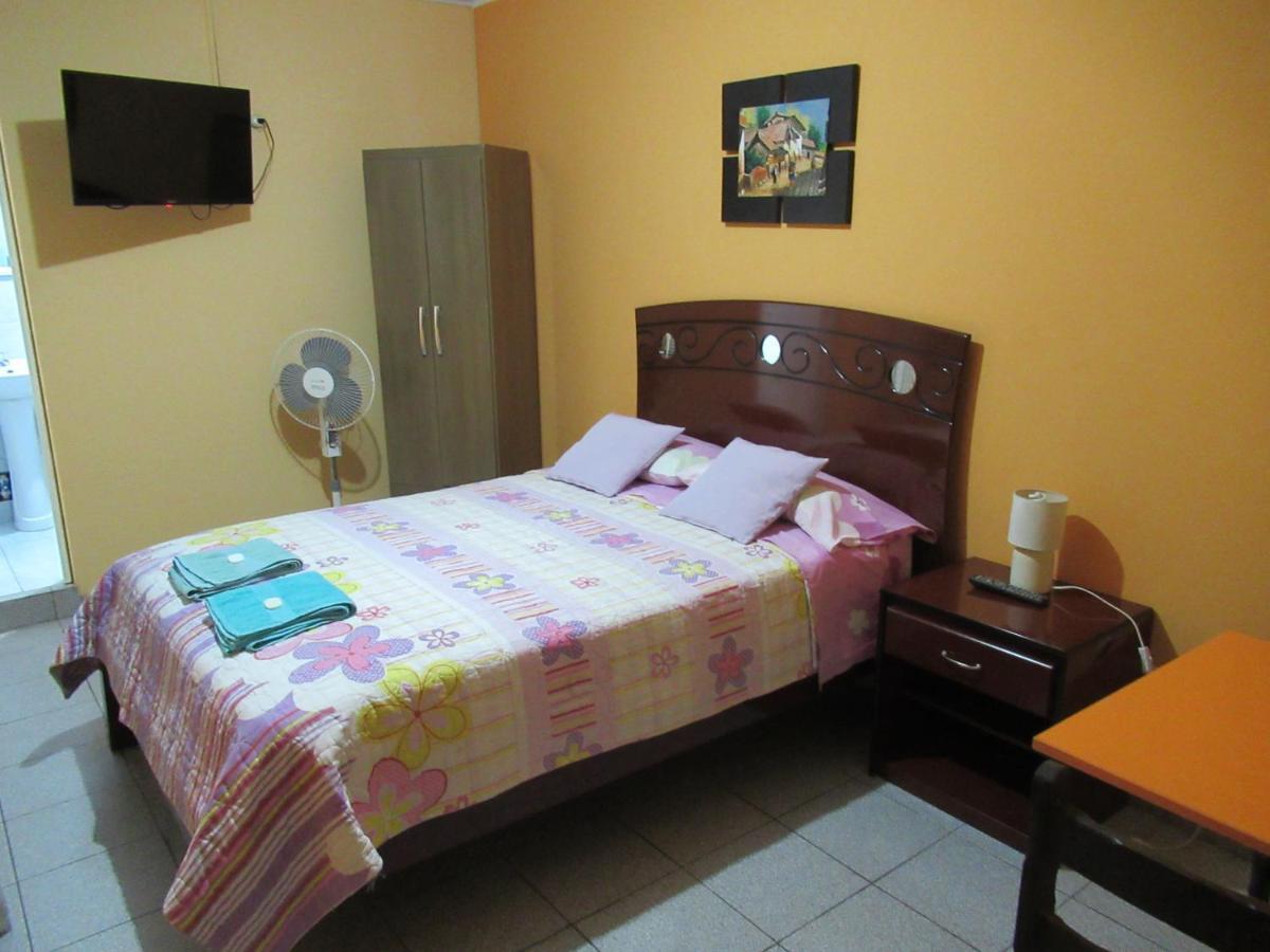 Kurmi Hostel Lima Airport Esterno foto