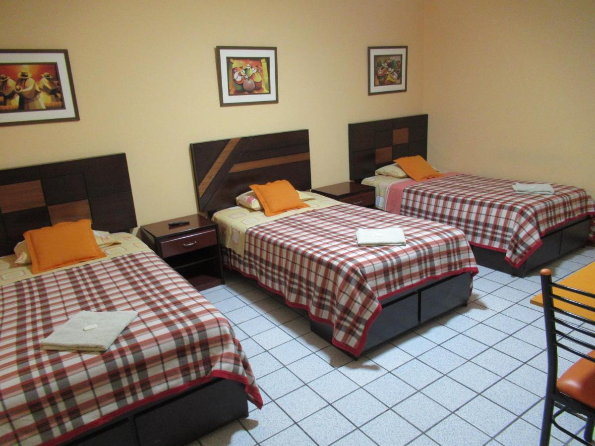 Kurmi Hostel Lima Airport Esterno foto