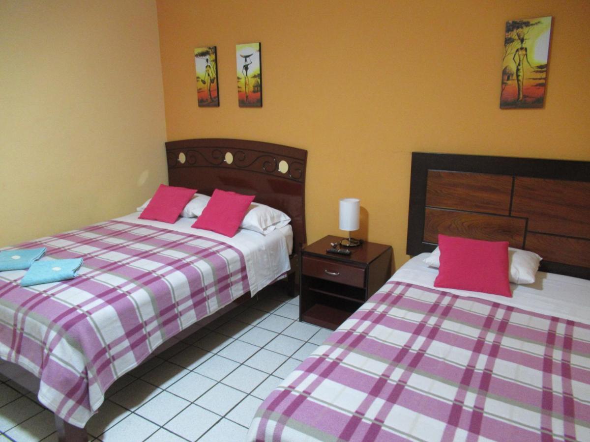 Kurmi Hostel Lima Airport Esterno foto
