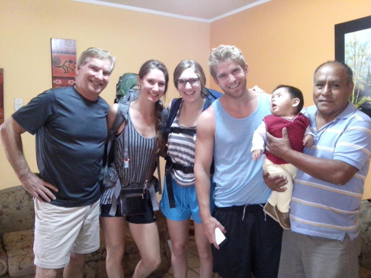 Kurmi Hostel Lima Airport Esterno foto