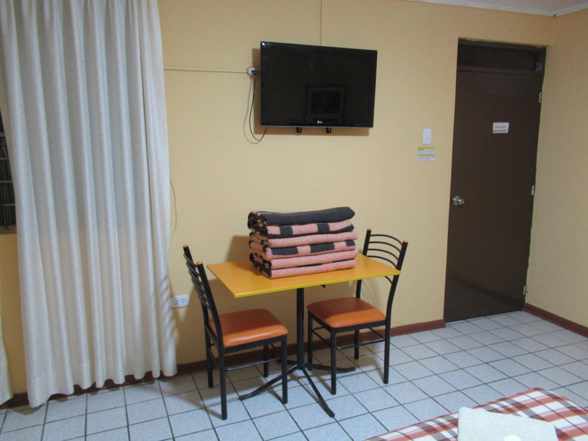 Kurmi Hostel Lima Airport Camera foto